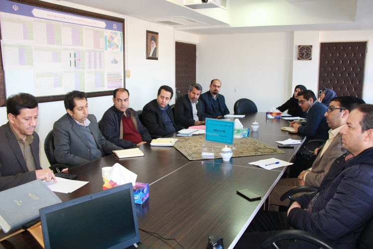 بررسی چالش های آب شرب روستایی ، مرکز بهداشت استان مرکزی ، ۲۴ آذر ماه