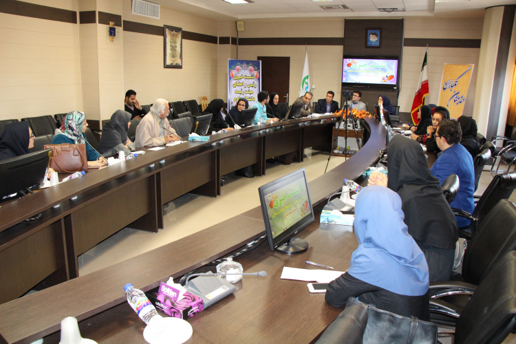 نشست خبری معاون بهداشتی دانشگاه علوم پزشکی اراک بمناسبت هفته سلامت