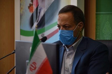 اولین روز واکسیناسیون پرسنل شاغل در بیمارستان ها در سالن دانشجو شهید ساکی مرکز بهداشت استان مرکزی، ۳۰ فروردین ماه