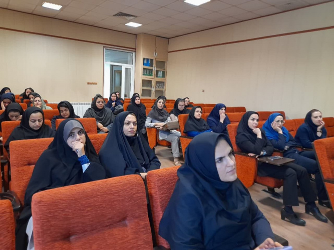 برگزاری پنجاه وهفتمین دوره آموزشی آشنایی با سرطان وعوامل تاثیرگذار قابل اصلاح بر میزان بروز آن