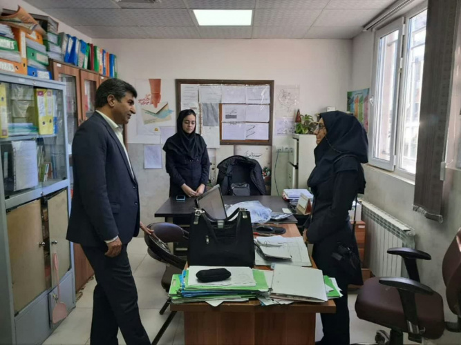 بازدید از مرکز خدمات جامع سلامت و پایگاه سلامت خنداب