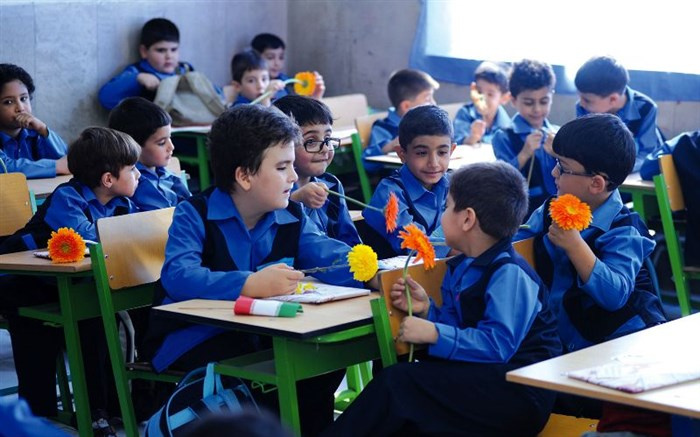 نقش بهداشت در بهبود عملکرد تحصیلی و تمرکز دانشآموزان