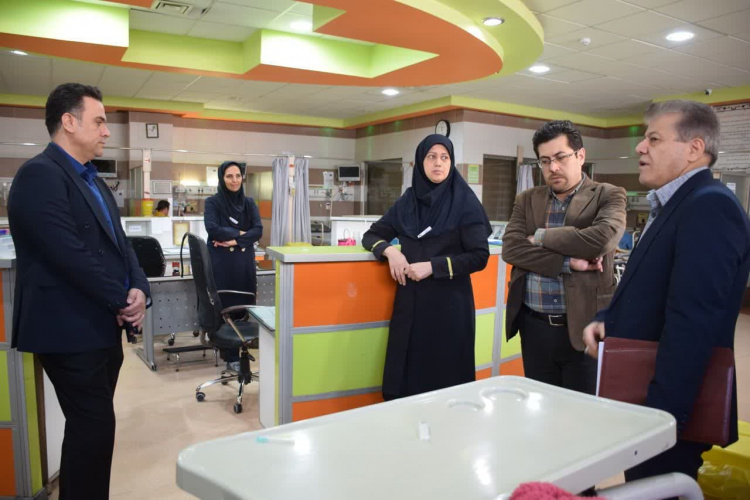 بازدید دکتر جواد جواهری از بیمارستان امیرالمومنین(ع)