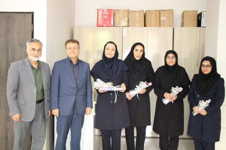 تجلیل از تلاشهای واحد سلامت روان همزمان با روز روانشناس